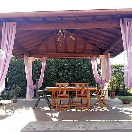 Roberta فندق مبيت وإفطار 4*